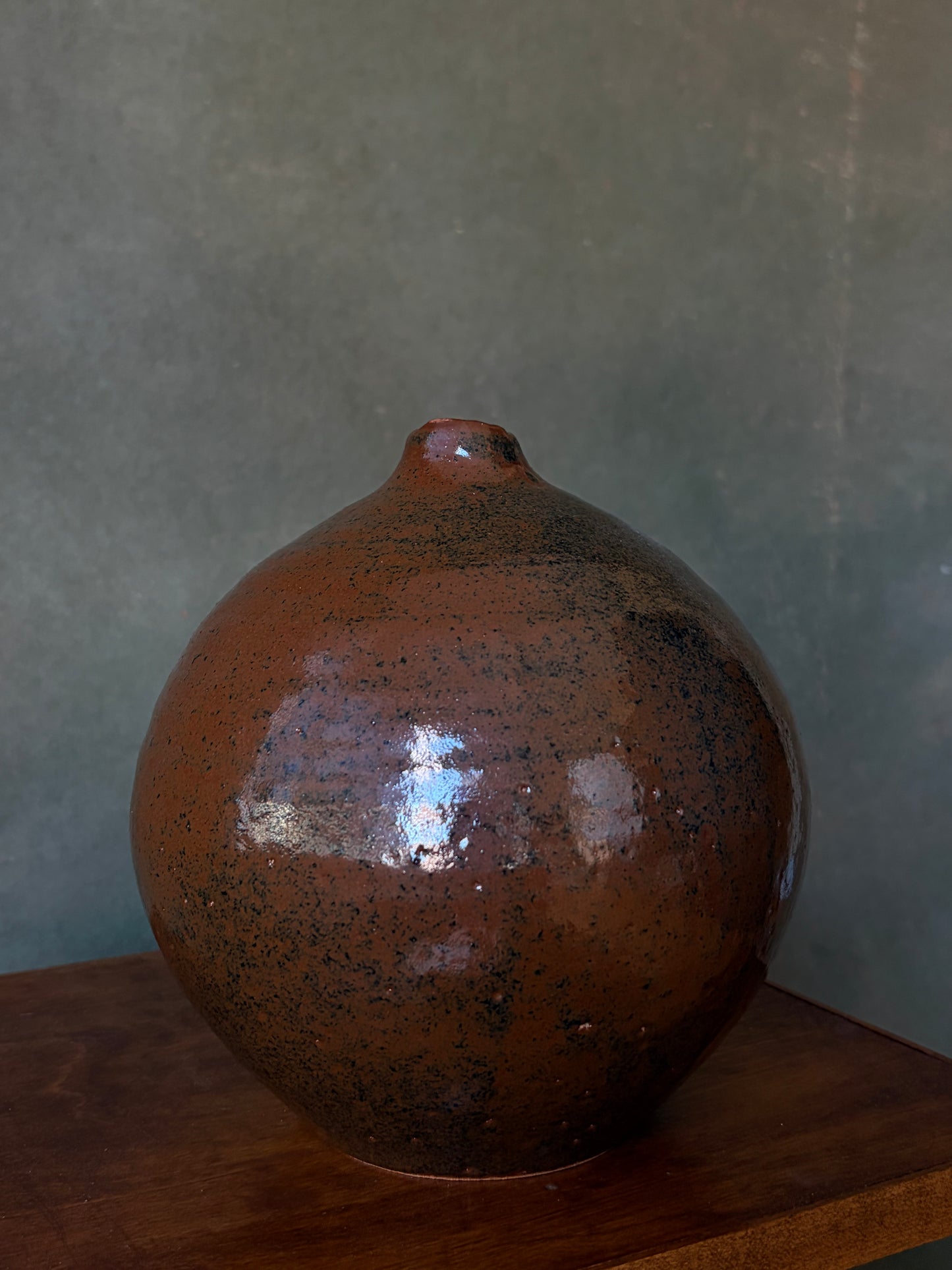 Masiko Round Ceramic Vase